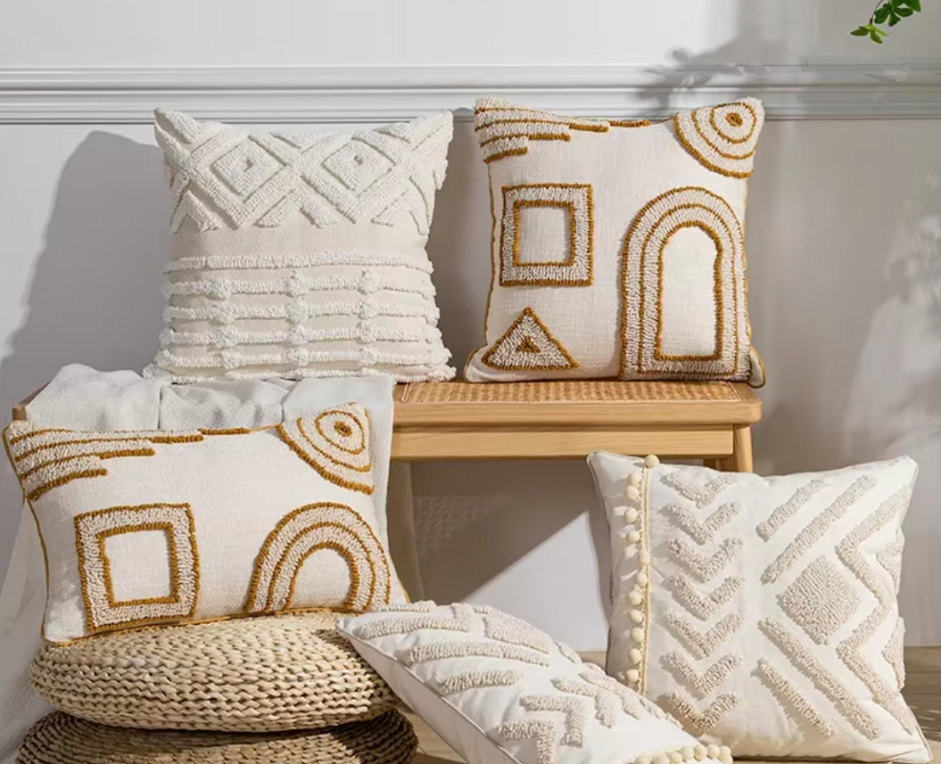 Stylish decorative pillows for your interior